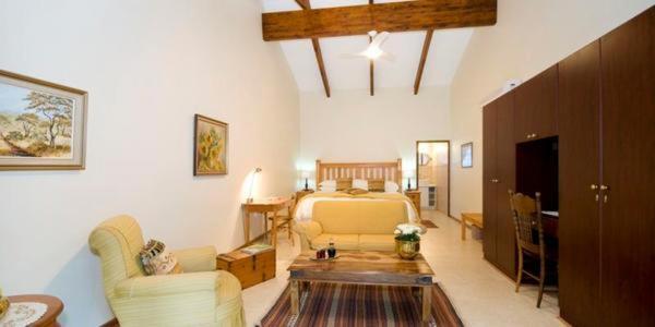 Sunland Lupus Den Country House B&B מראה חיצוני תמונה
